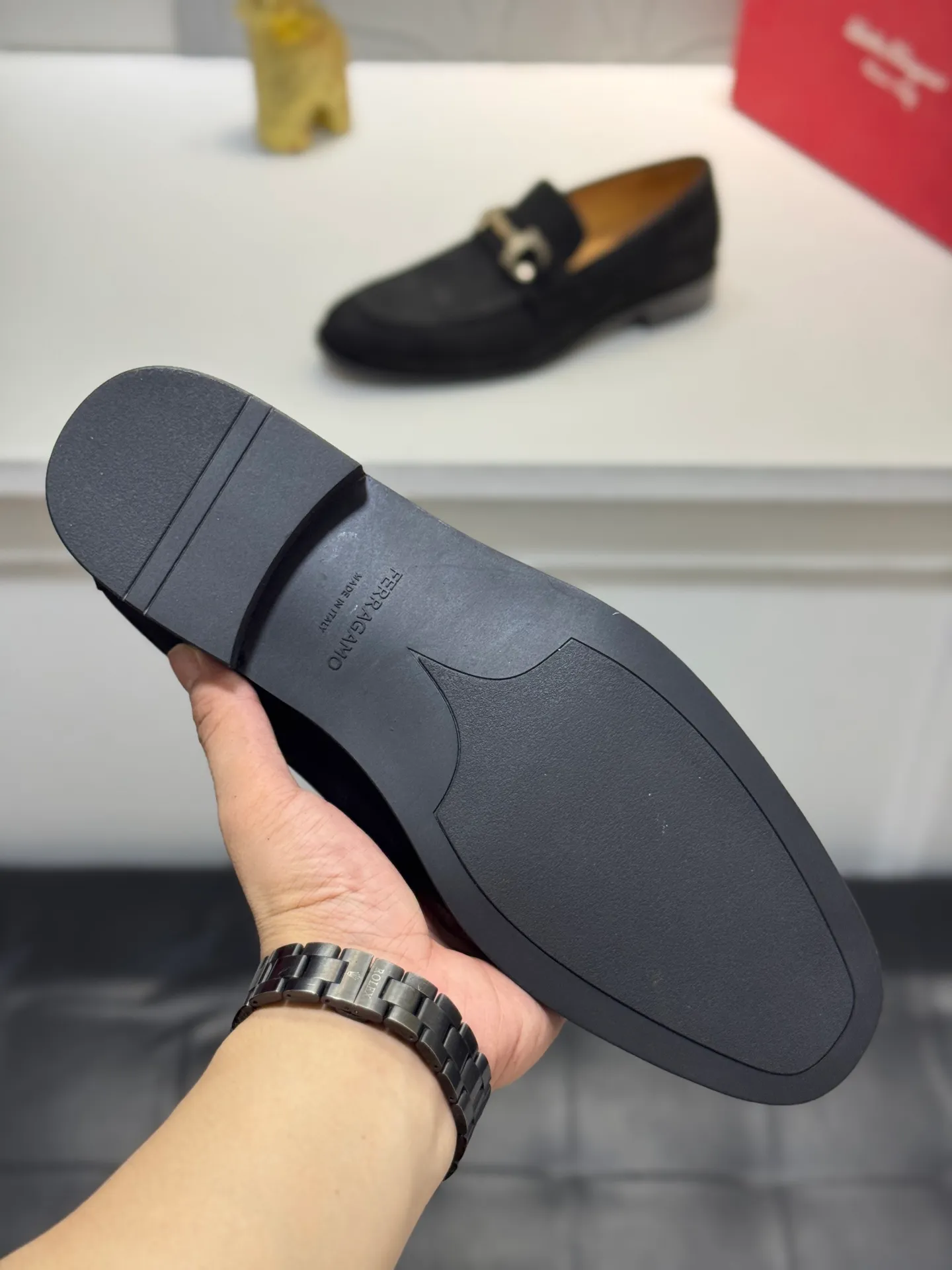 Men's shoes 💰460 Ferragamo [Ferragamo] top imported suit men's shoes 💯Original copy of the official website, product materials: selected imported embossed calfskin + luxury hardware buckle accessories ~ imported water-dyed cow 🐂 leather lining. Strong three-dimensional visual effect, original combination outsole, multiple colors available😘 Size: 39-44 (38.45.46.47 customized YS)
